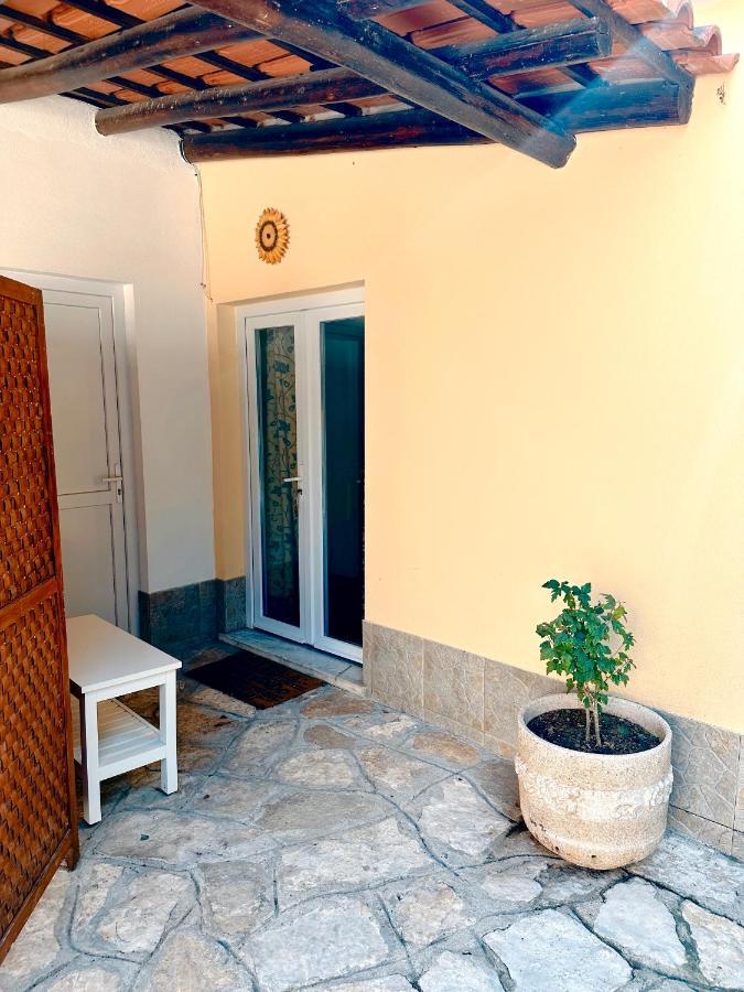 Villa Casa Girassol With A Beautiful Private Pool And Garden Sintra Exterior foto